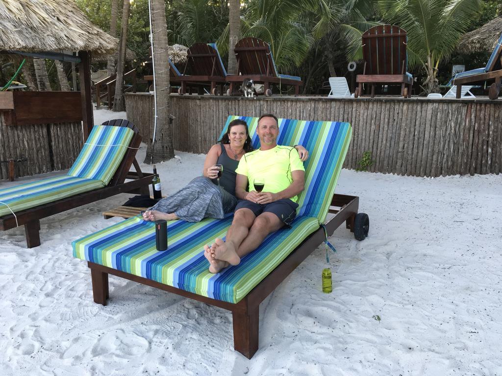 Xanadu Island Resort 산페드로 외부 사진